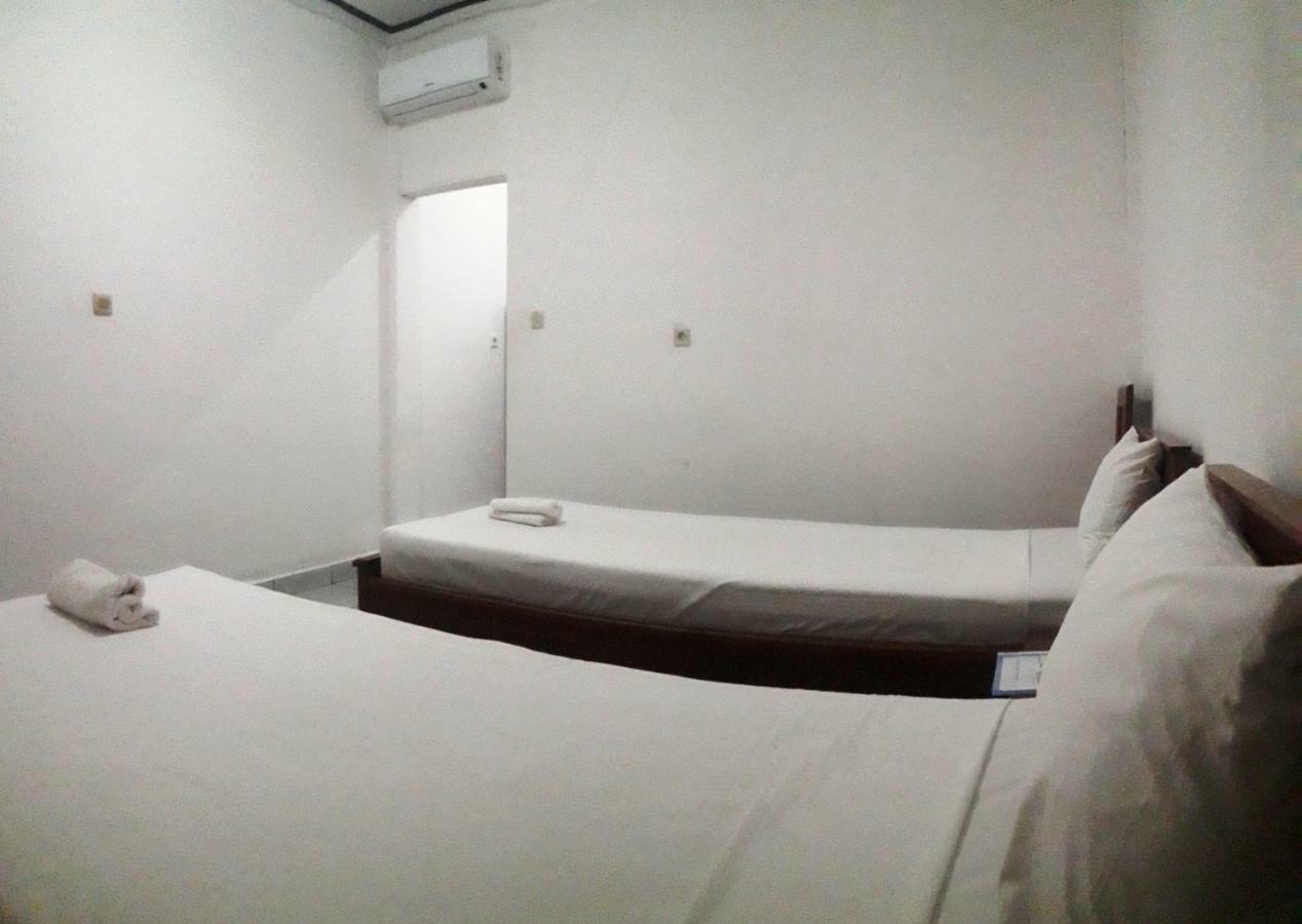The Teuz B&B ラブハン・バジョ エクステリア 写真