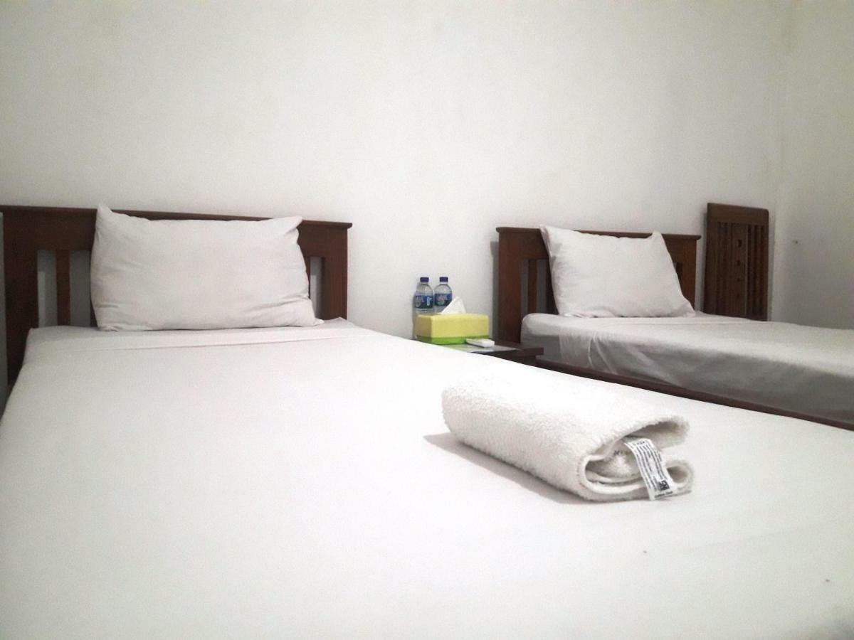 The Teuz B&B ラブハン・バジョ エクステリア 写真